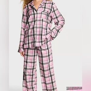 Victoria’s Secret Pink and Black Plaid Pajama Set